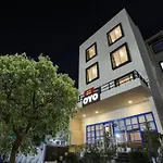 Townhouse Meera Bagh