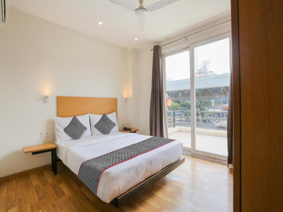 Townhouse Meera Bagh Hotel 4*
